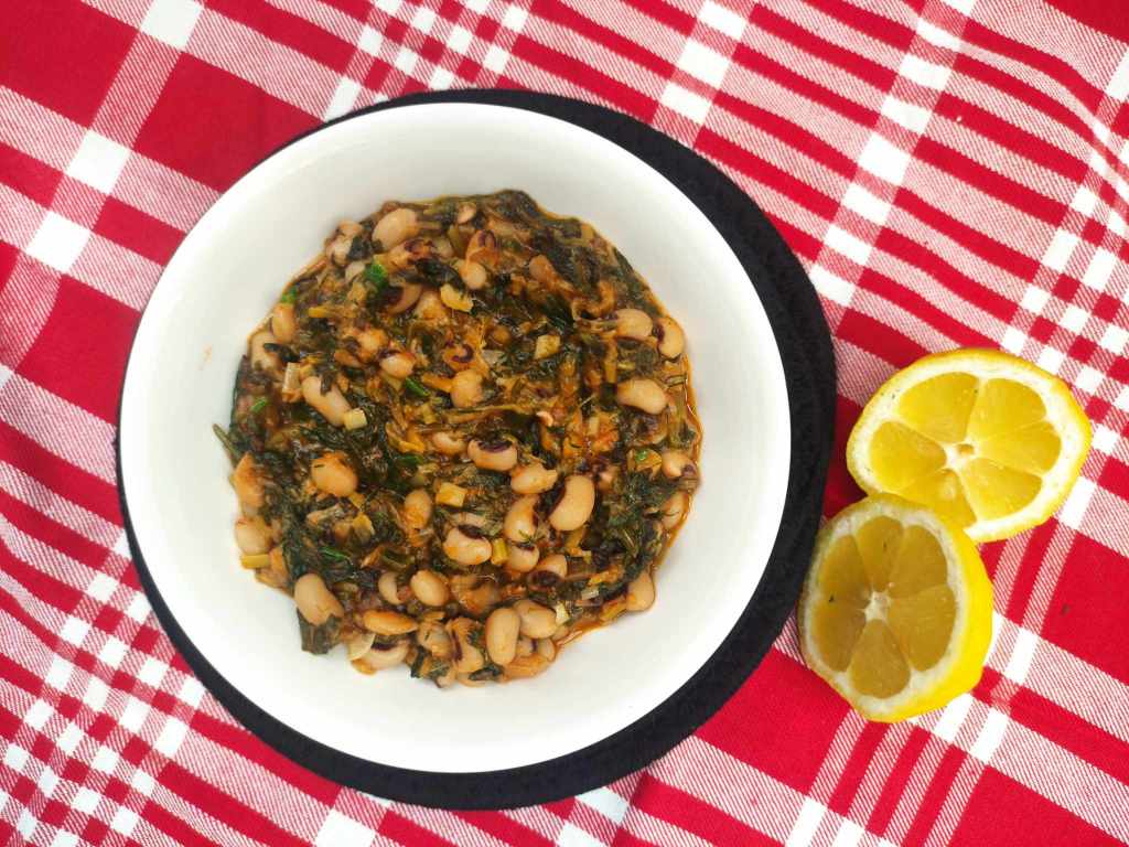 Μαυρομάτικα με σπανάκι